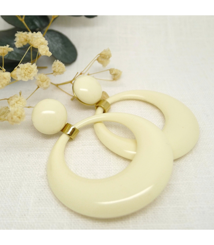 Cream Pantone earrings