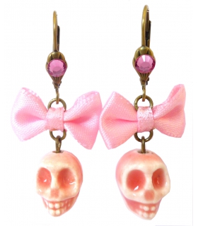 Boucles d'oreilles tete de mort roses - Bijoux Créateur tendance Boucles d'oreilles tete de mort roses - Bijoux Créateur tendance